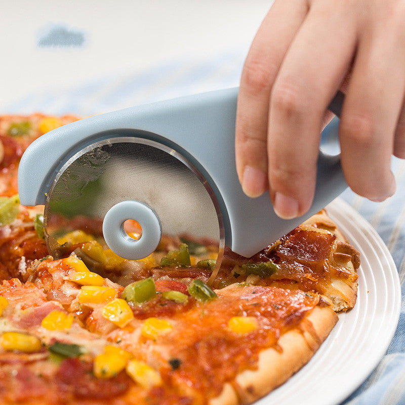 Juego de peladores de cocina de cuatro piezas