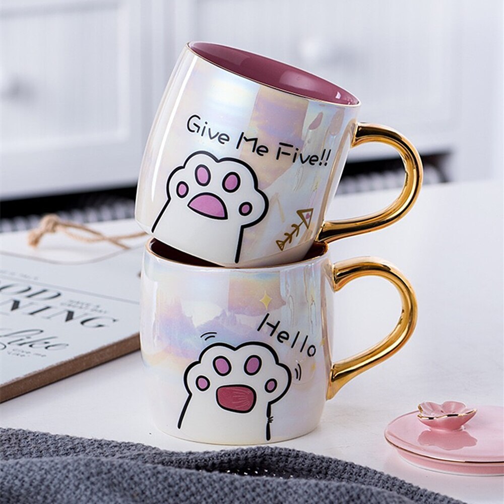 Conjunto de tazas de dibujos animados lindo