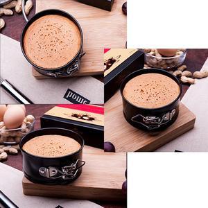 Non-stick lock bottom cake mold