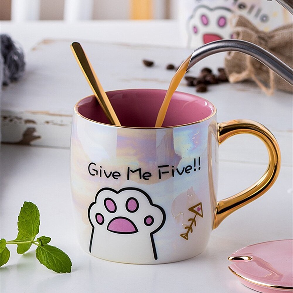Conjunto de tazas de dibujos animados lindo