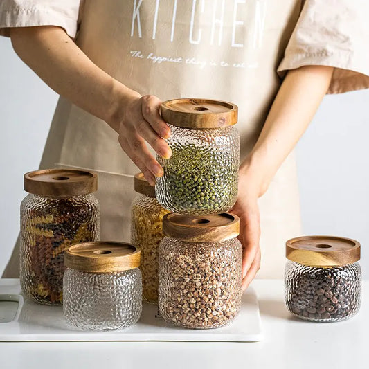 Bote hermético de vidrio con tapa de madera