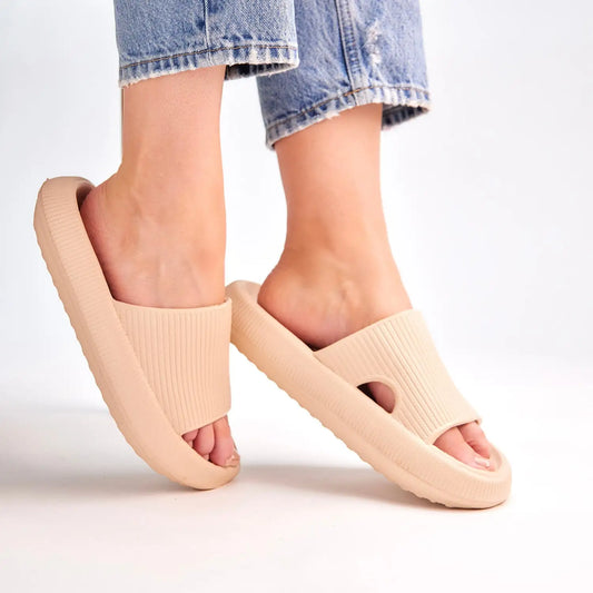 Sandalen zur Linderung von Plantarfasziitis