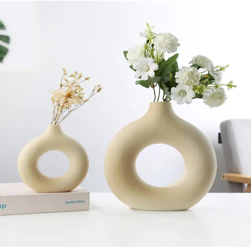 Nordic Round Hollow Ceramic Vase