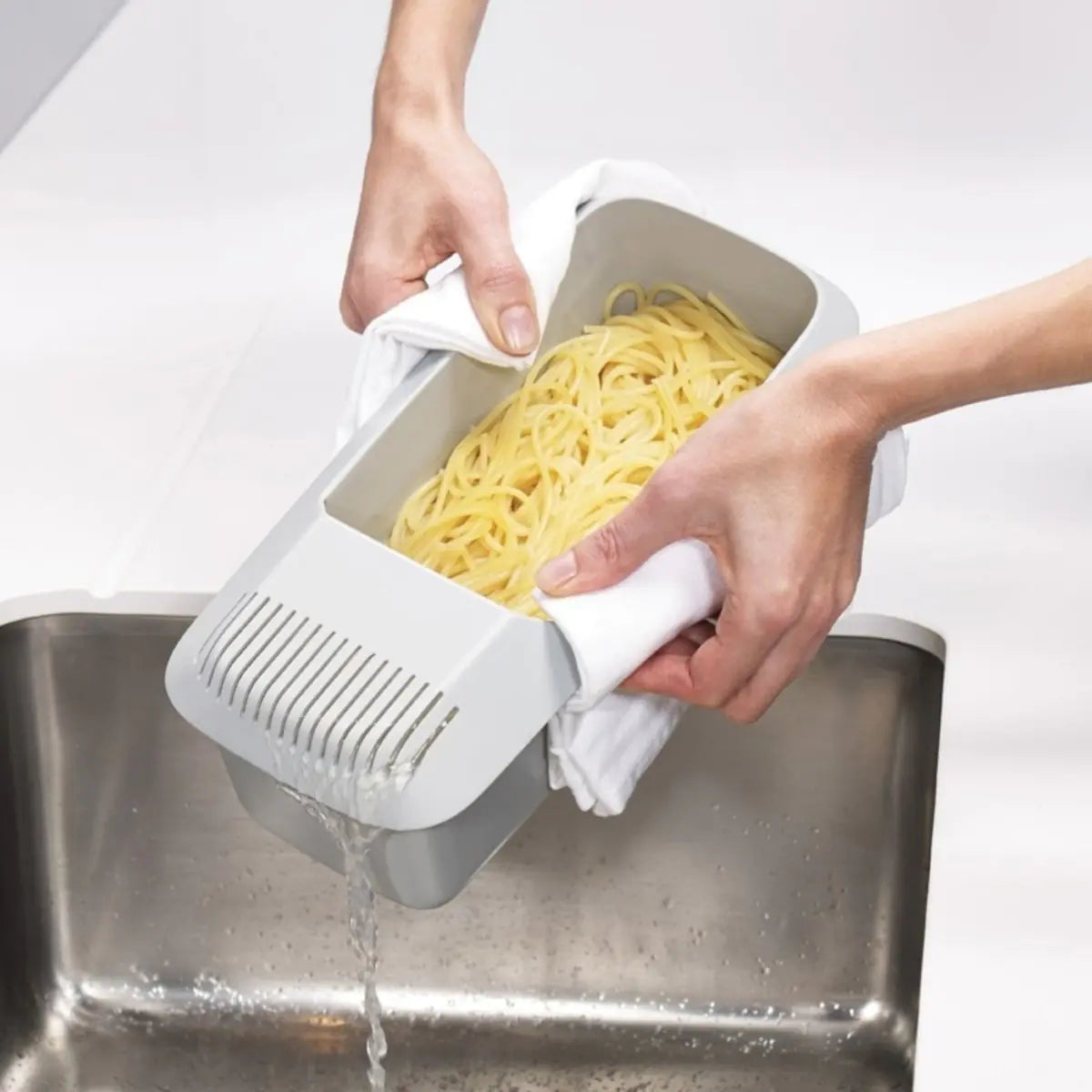 PastaJet Microwave Cooker