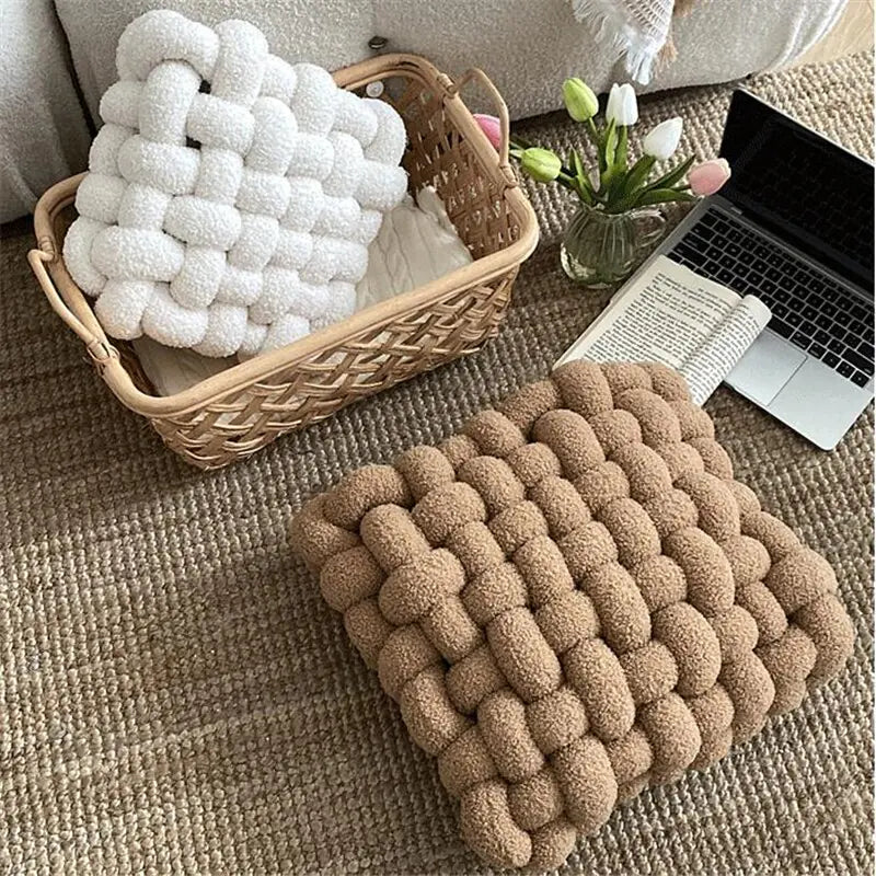 Bubble Kiss Knot Seat Cushion